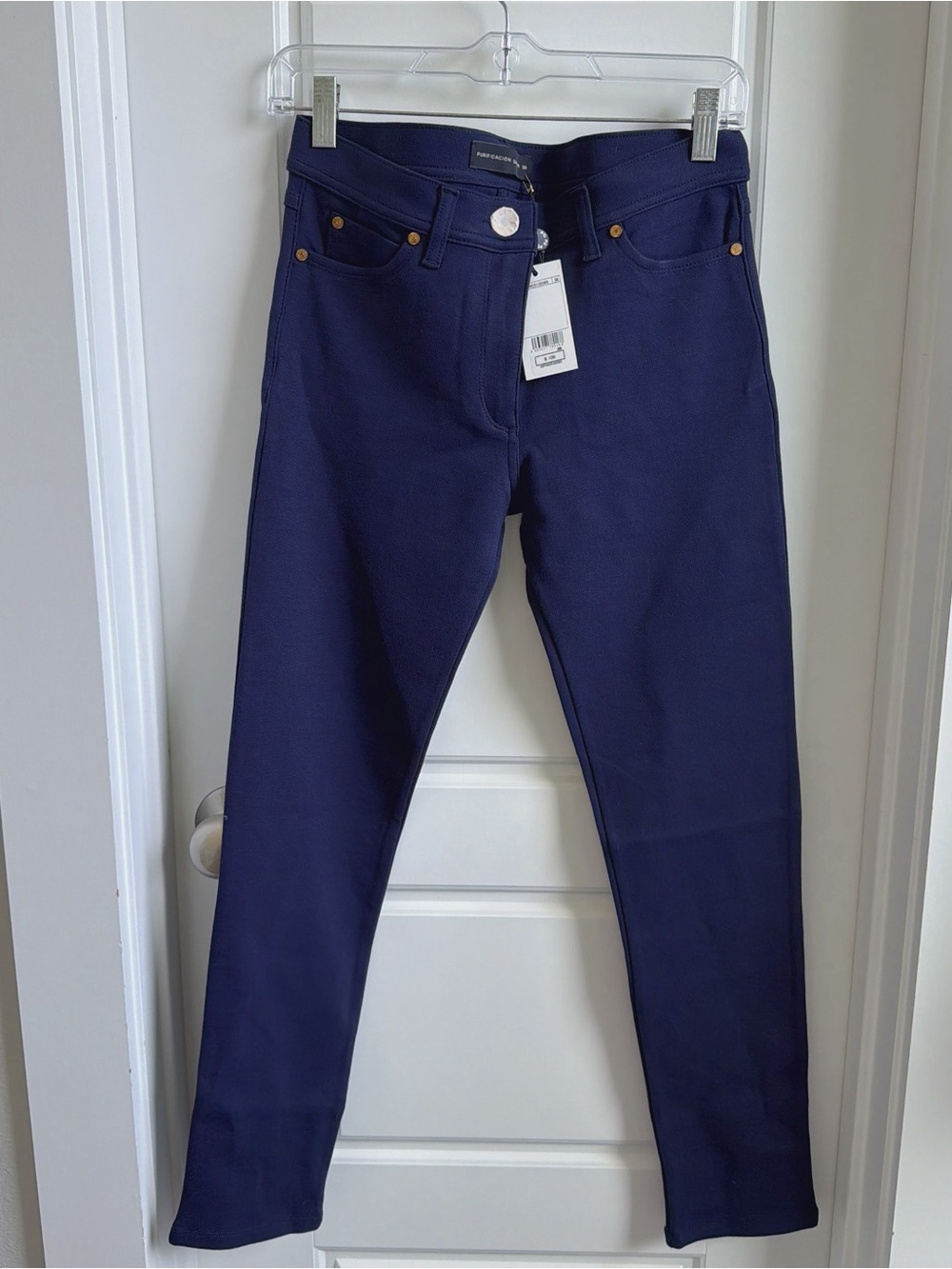 Brand new Purification Garcia pants in navy blue size 38